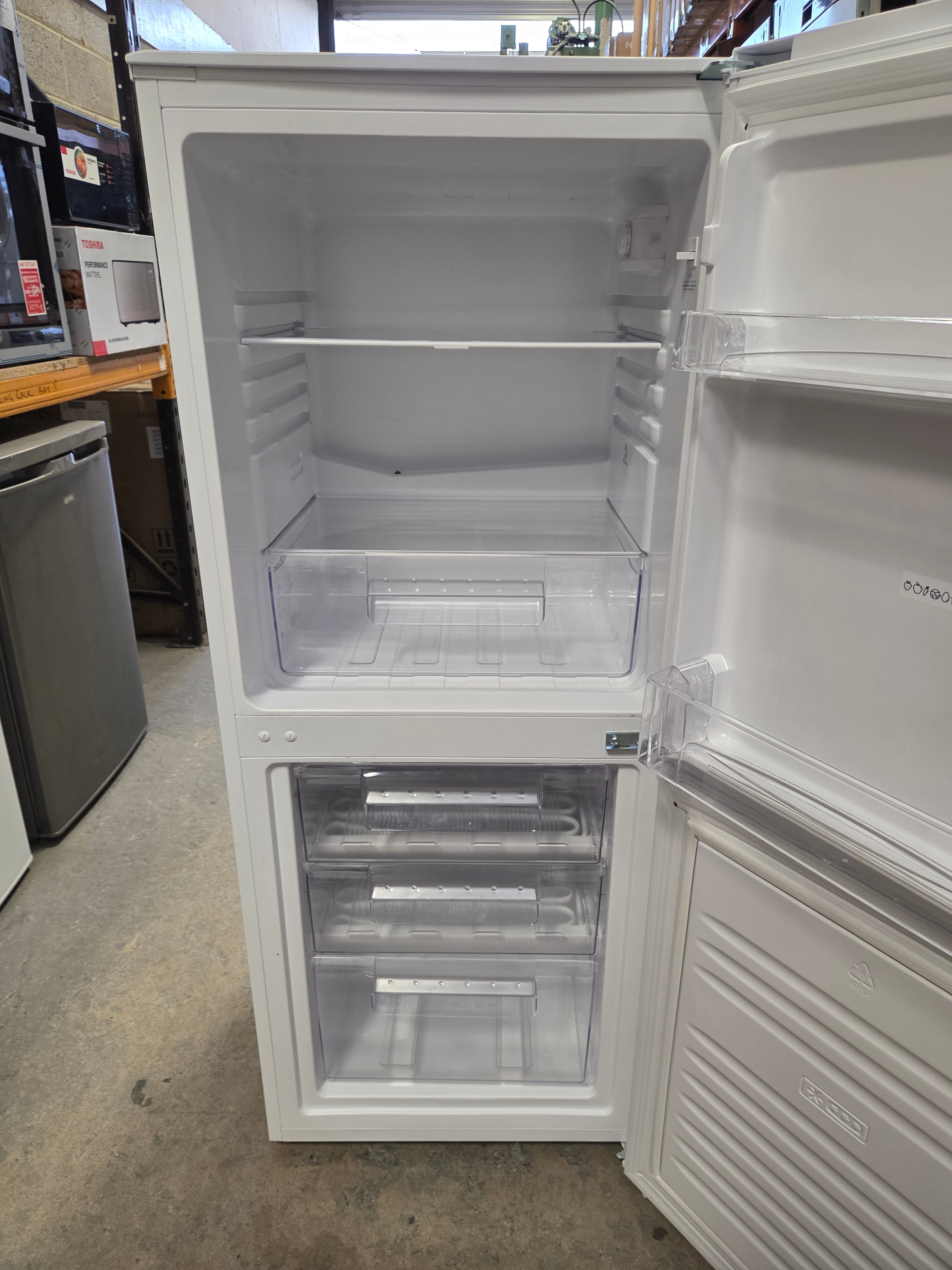 CANDY CCH1S513EWK 50/50 Fridge Freezer