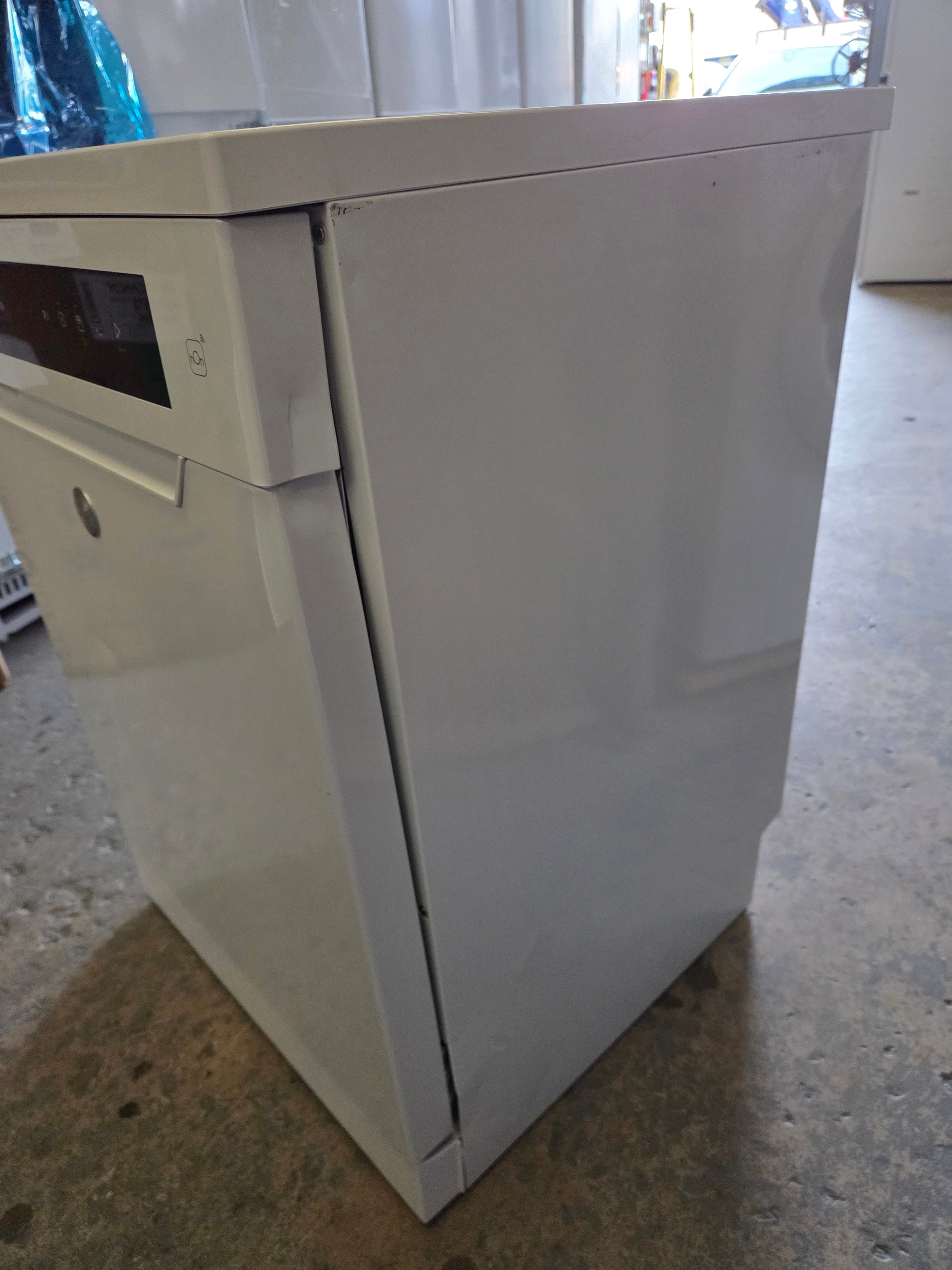 HOOVER HF4B7F0W Fullsize Dishwasher