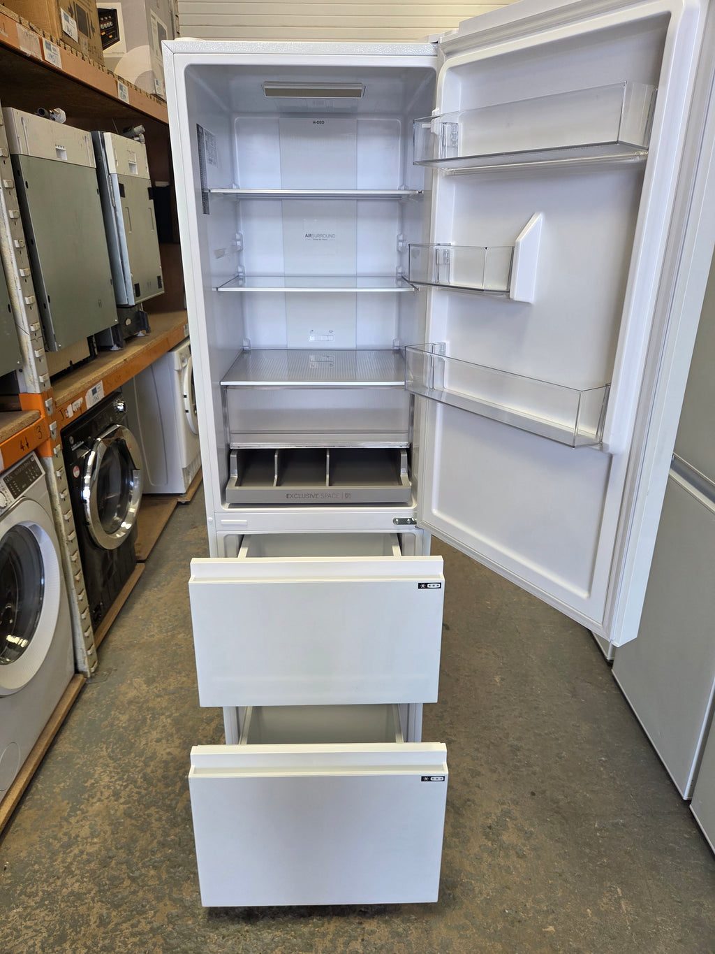 Haier HTR3518ENMWK 60/40 Frost‑Free Fridge Freezer – White
