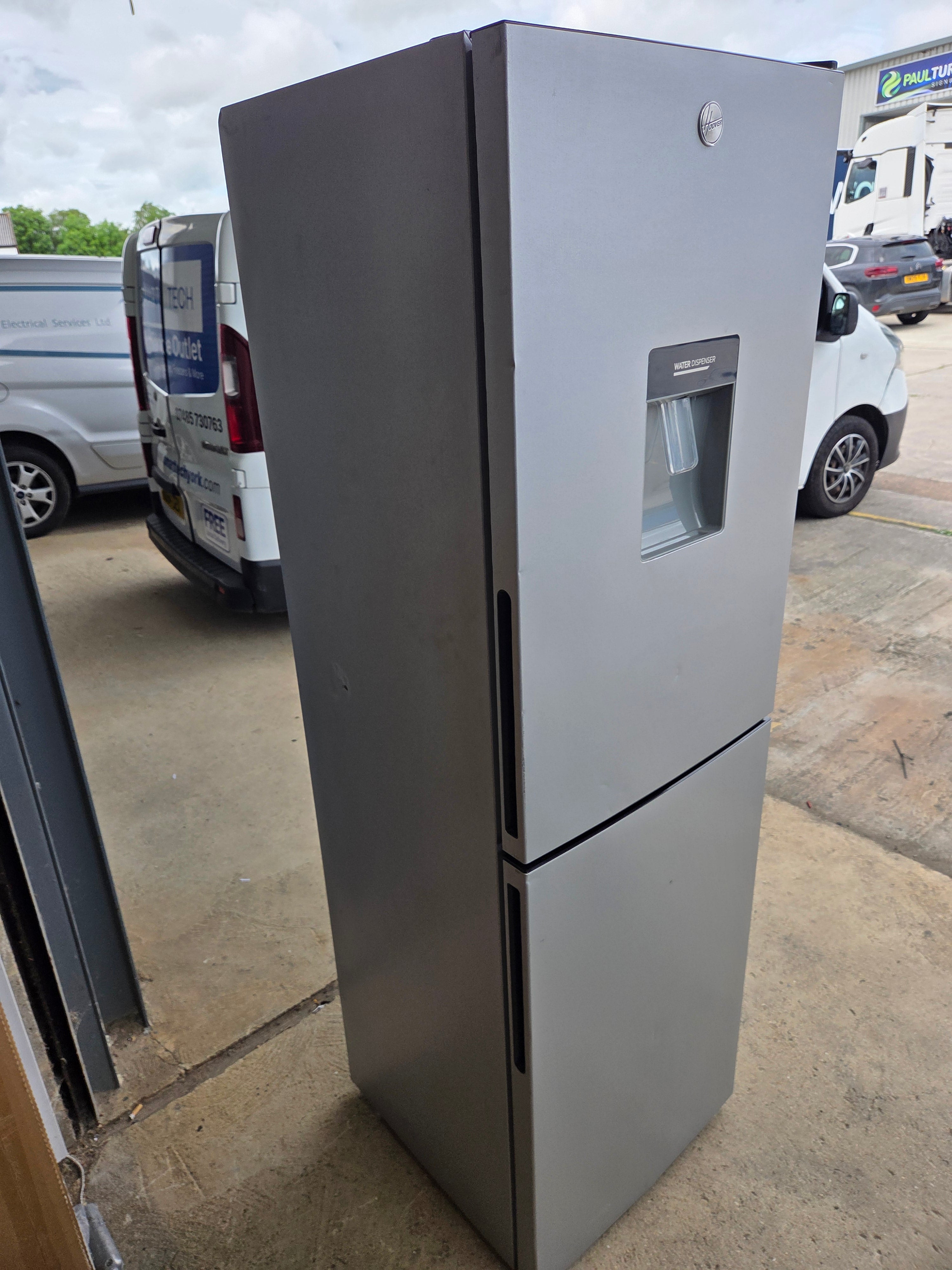 HOOVER HOCT3L517EWSK 50/50 Fridge Freezer