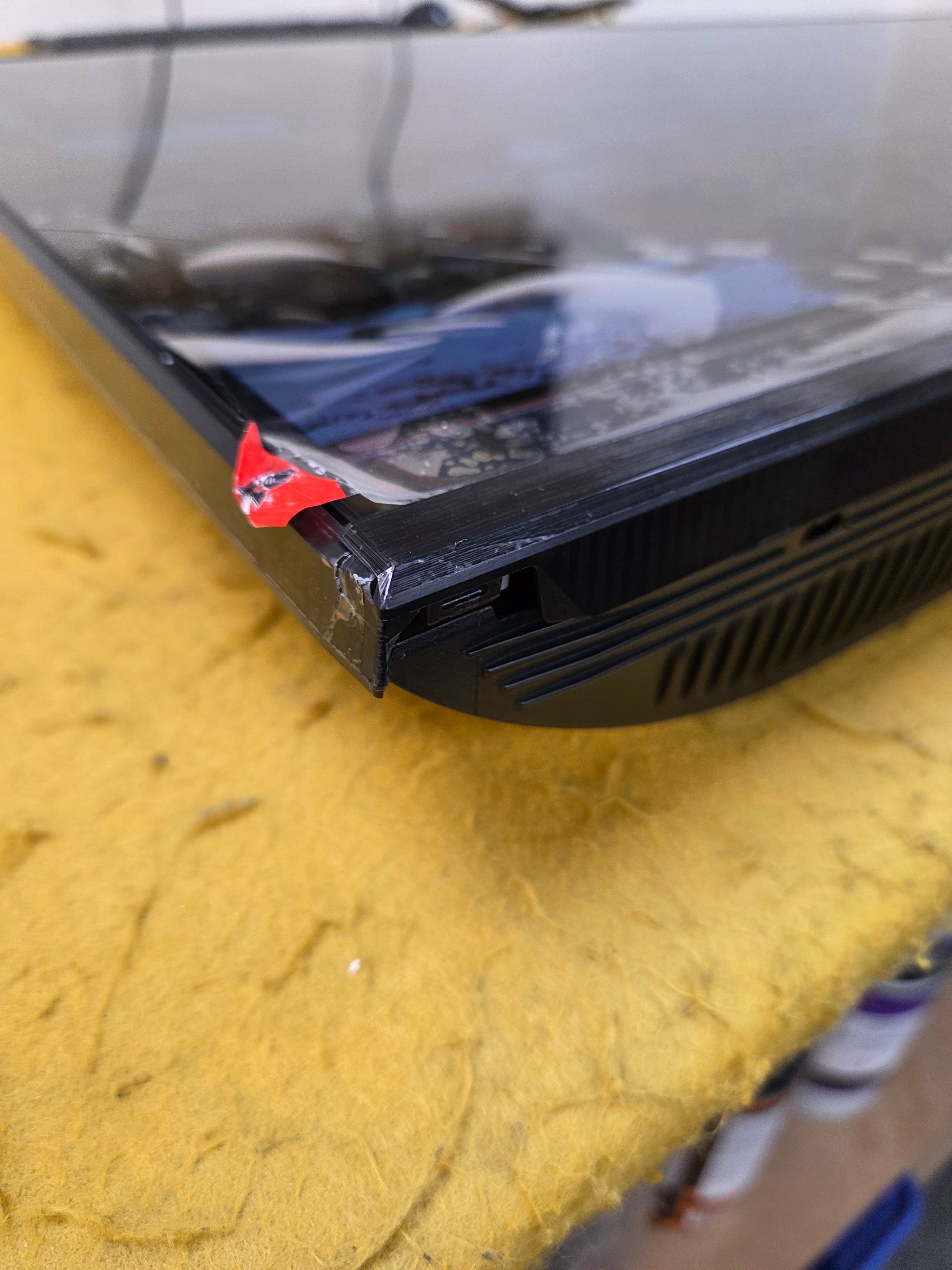 SAMSUNG UE43DU7100KXXU