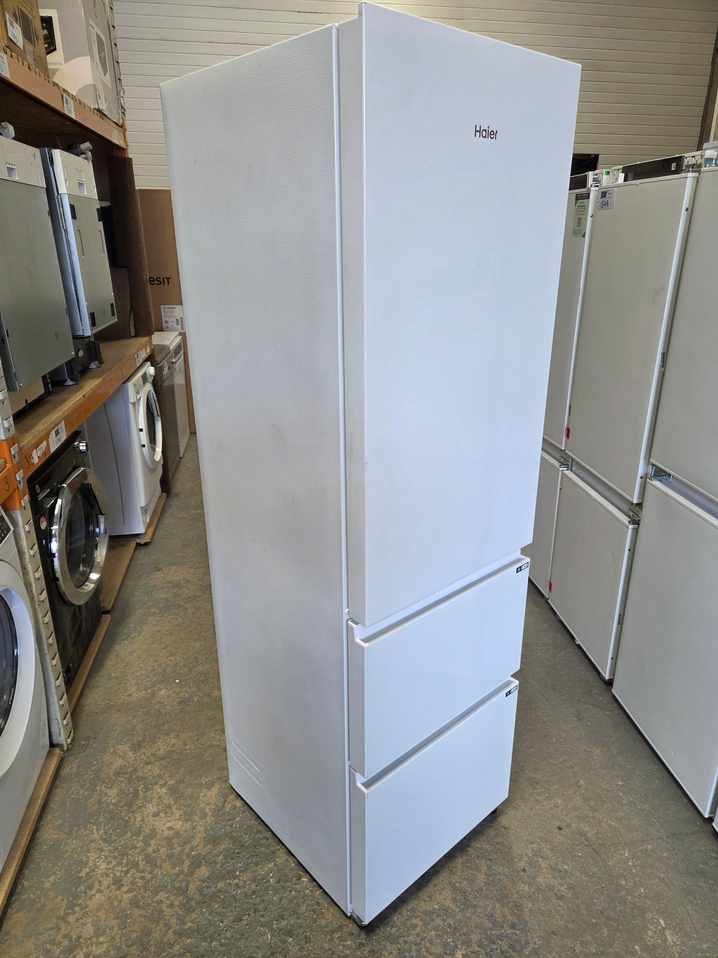Haier HTR3518ENMWK 60/40 Frost‑Free Fridge Freezer – White