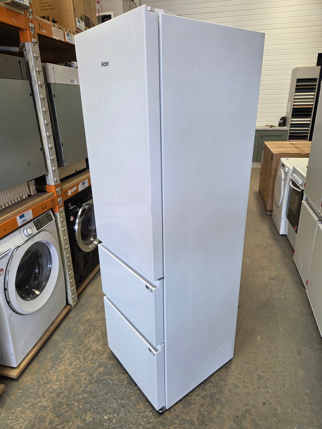 Haier HTR3518ENMWK 60/40 Frost‑Free Fridge Freezer – White