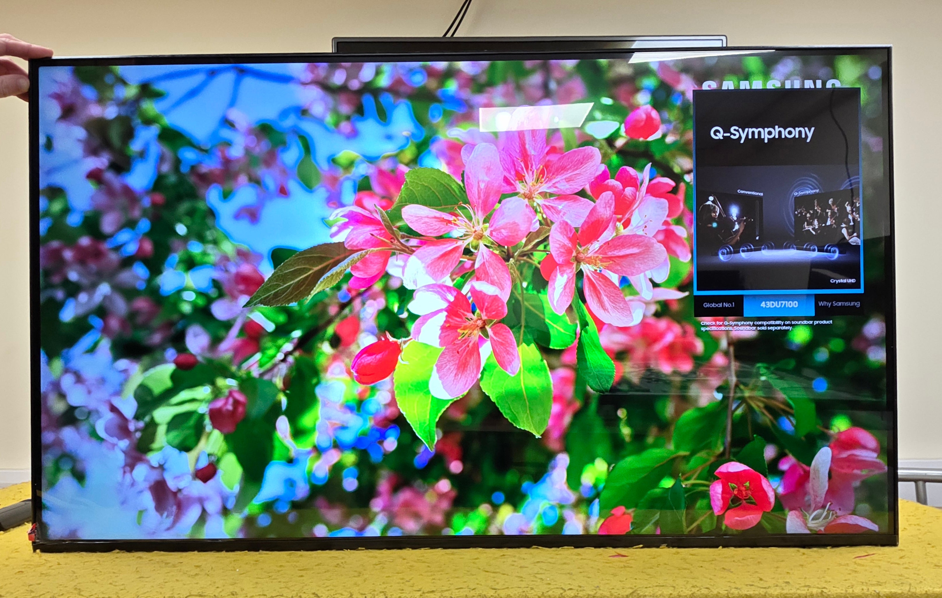 SAMSUNG UE43DU7100KXXU